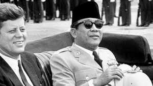 Tidak ada seorangpun yang meragukan kemampuannya berpidato. Pidato Presiden Ir Soekarno Terhenti Karena Tiba Tiba Ajudan Lakukan Hal Ini Sangat Mencekam Halaman All Pos Kupang