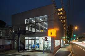 Spoon Sports Garage In Japan Auto Body Shop Auto Repair Shop Store Design Interior