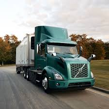 Tractors have large displacement diesel engines for their. Volvo S Electric Semi Truck With 150 Mile Range Coming In 2021