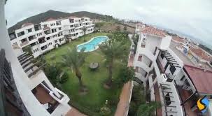 1/2 mile from walmart and 1 mile to cabo san lucas downtown. Residence Bahia Del Cabo