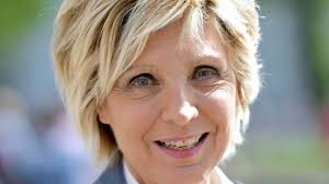 Ils étaient mariés et inséparables. Evelyne Dheliat Decouvrez Son Jardin Secret Sa Demeure De Reve Sublime