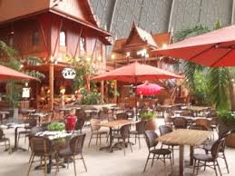 Ie, no bullet proof glass, no bullet proof revolving serving door. Raucherhutte In Der Bora Bora Lounge Bild Tropical Islands In Krausnick