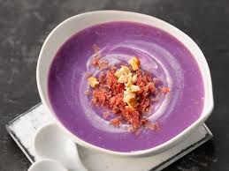 Potage De Vitelottes Poudre De Viande Des Grisons Et Noisettes Recettes Recette Recettes De Cuisine Recette Italienne Alimentation