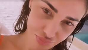 Azione, biopic e tanto altro. Secret Song Belen Rodriguez In The Storm For The Cachet The Truth