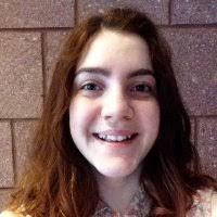 Kay Estes's Instagram, Twitter & Facebook