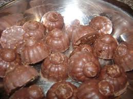 Recettes De Bouchees Crunchies La Tribu De Mimi Chocolat De Paques Maison Tupperware Chocolat Maison