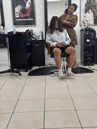 Hair extensions technician, hair salon, hairdresser, beauty salon, hair replacement service, hair removal service, waxing hair removal service, laser hair removal service dede has over 20 yrs experience in the hair industry. Divas Hair Salon Near Me