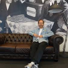 Stream episode Sophie Wildeboer (Exact) en Norbert Holthaus (Atradius)