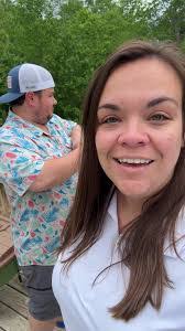 Heather Hulett's Instagram, Twitter & Facebook