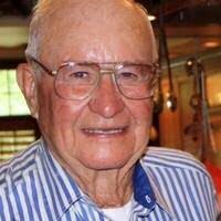 Wayne Foley's Instagram, Twitter & Facebook