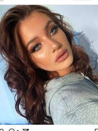 Hannah Li's Instagram, Twitter & Facebook