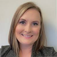 Melanie Squires's Instagram, Twitter & Facebook