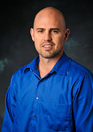 Eric Vance's Instagram, Twitter & Facebook