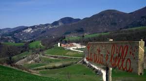 Benigni initially accesses the emotions of his audience through simple comedy, which is a pleasant mix of keaton and chaplin. La Vita E Bella Agriturismo Prices Lodge Reviews Fabriano Italy Marche Tripadvisor