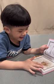 Bikin Sedih! 7 Potret Anak Mendiang Stevie Agnecya Ucapkan Ini saat Rindu  Ibundanya