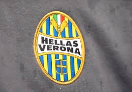 Un riassunto di un emozionante concerto.da lacrime e brividi.le riprese non sono delle migliori perchè a volte l'emozione ha preso il sopravvento della. Verona Stemma Calcio Hellas