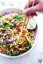 Meanwhile, soak noodles in hot water for 3 minutes. Thai Peanut Noodle Salad Vanilla And Bean