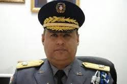 Báez Aybar no es un súperman, ante un problema que tiene diversas causas.