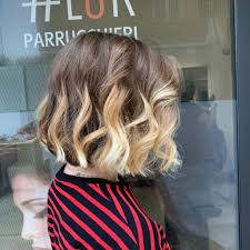 Caschetto lungo, scalato, mosso o con frangia: Carre Long Bob E Lungo Scalato I Consigli Dell Hairstylist Sui Tagli Piu Richiesti Per L Inverno 2020 Wondernet Magazine