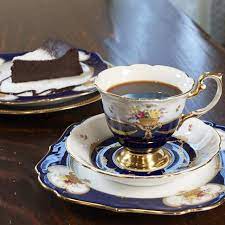 奥行きのある味わいを愉しむ 大人の時間 ワンデリ with coffee 珈琲 よろずよ 喫茶店 宇宿 かごぶら 味わい 喫茶店 軽食