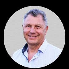 Registered. Accountable. Qualified.