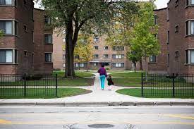 Of amenity spaces, a variety of layouts and stunning city views. Parkway Gardens Housing Complex Put Up For Sale Chicago Sun Times