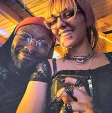 Hey everyone! My 10 year old is talking about unaliving himself. Of course  professional help is needed and we will have that come monday. I was  wondering if there's anything I can