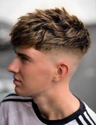 Mid fade cortes de pelo hombre degradado en pico. Cortes De Pelo Para Hombres Con Desvanecimiento Y Degradado Todo Sobre E Inspiraciones New Old Man N O M Blog