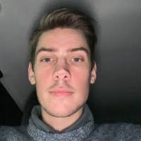 1400+ profilů „Machala“