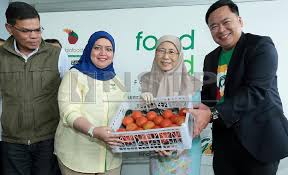 Pelaksanaan lesson study di malaysia bermula pada tahun 2011 dimana sebanyak 289 sekolah terlibat secara formal dan kini menjadi pendekatan yang perlu diamalkan di sekolah. Program Food Bank Malaysia Bantu Golongan Memerlukan Tpm
