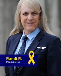 Randi Robertson's Instagram, Twitter & Facebook