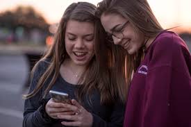 Send unlimited text messages to your contacts. Psst This App Lets You Send Free Sms Online Without Registration