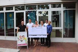 3,532 likes · 78 talking about this · 73 were here. Bvse Gruner Punkt Initiiert Mit Spende Dein Pfand Hilfsaktion Fur Kinderhospiz Munchen