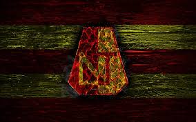 Se desconoce cuando y en donde se jugará la semifinal. Download Wallpapers Deportes Tolima Fc Fire Logo Liga Aguila Red And Yellow Lines Colombian Football Club Grunge Football Categoria Primera A Club Deportes Tolima Soccer Deportes Tolima Logo Wooden Texture Colombia For
