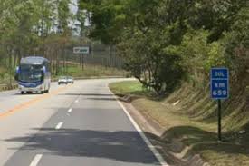 Motorista morre após capotamento de carro na BR-040