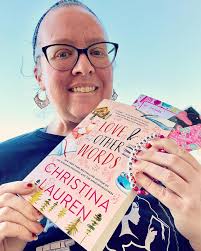 Amanda Beverly (@bevsiereads) • Instagram photos and videos