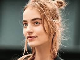 Summer Hairstyle Ideas for Curly and Frizzy Hair