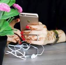 pin by khalid ahmed on girls holding cell phone stylish girls photos teddy girl phone