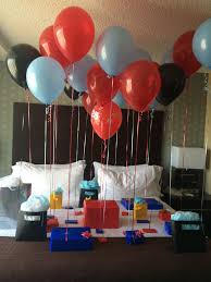 25th Birthday Birthday Gifts For 25 Year Old Man 25 Gifts For 25th Birthday Amazing Birthday Idea He Loved It Fiestas De Cumpleanos Sorpresa Cumpleanos Para Mi Novio Sorpresa De Cumpleanos