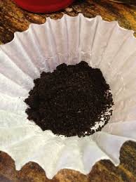 Bird Of Paradise Plant Leaves Curling Inward Roses Coffee Grounds Don T Make This Common Mistake Coffee Grounds For Plants Coffee Grounds Rose Bush Care