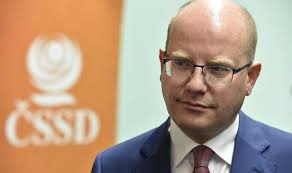 Bývalý premiér bohuslav sobotka vystoupil z čssd. Kauza Okd Sobotku Prekvapilo Ze Okd Ziskal Bakala E15 Cz