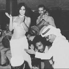 طلال مداح وعبادي جوهر في حفلة ويظهر فيفي عبده ترقص D Egyptian Actress Egyptian Movies Arab Celebrities