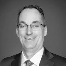 Kent Cole's Instagram, Twitter & Facebook