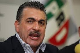 Gerardo Lomeli's Instagram, Twitter & Facebook