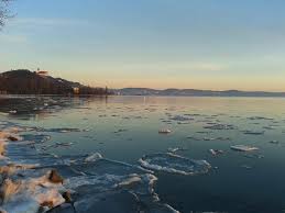 Book your hotel in lake balaton. Februarban Teli Balaton Atuszas Balaton Hu