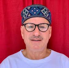 Officially, Max Brosmer gets the ball and will make his first career start  Sunday for the Vikings.