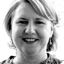 Donna Mulhearn's Instagram, Twitter & Facebook