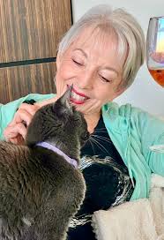 Anita Wright passed away yesterday. I didnt know her long as we met after i  had moved to Vancouver less than two years ago, but we became fast friends.  After suffering from