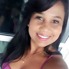 Carla Barros (@carlasantosb)