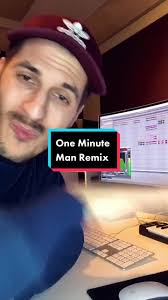 Missy is always a good choice 🎧 #oneminutemanchallenge #oneminutemanr...